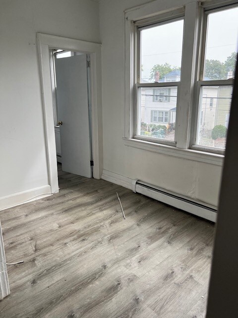Building Photo - 84 N 10th St