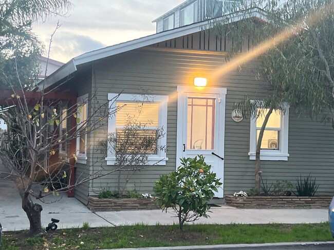 Foto del edificio - 307 E Bay Ave