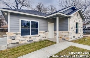 Foto principal - 1214 Chalmers Ave
