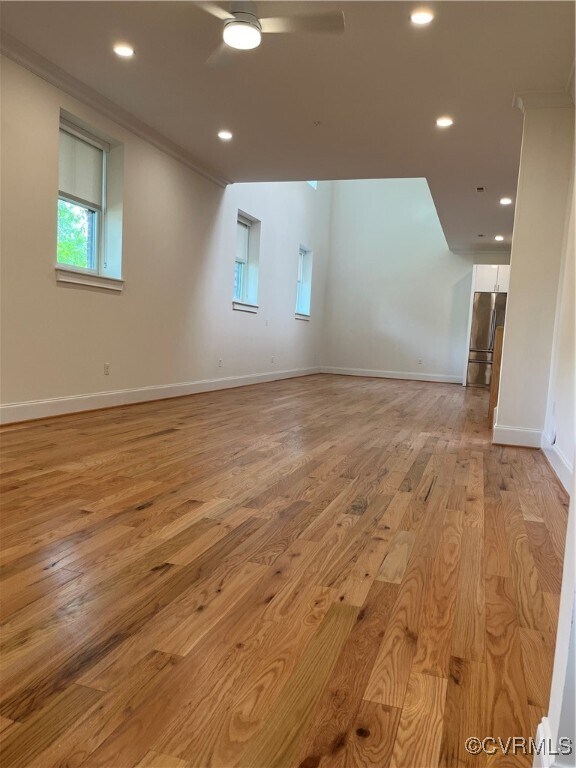 Foto del edificio - 3215 Stuart Ave