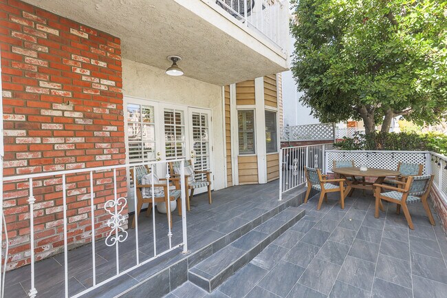 Foto del edificio - 4401 Moorpark Way