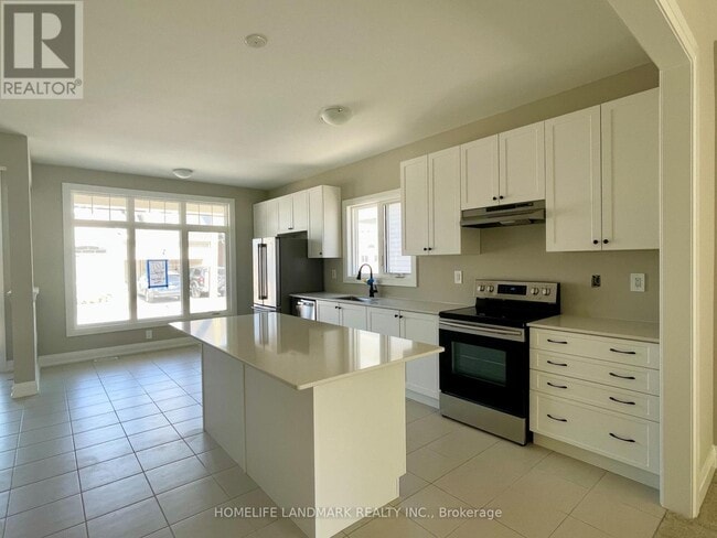 Building Photo - 16 Shelson Pl