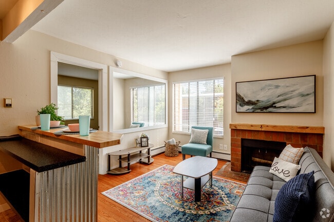 1BR, 1BA - 425 SF - Buffalo Canyon Apartments