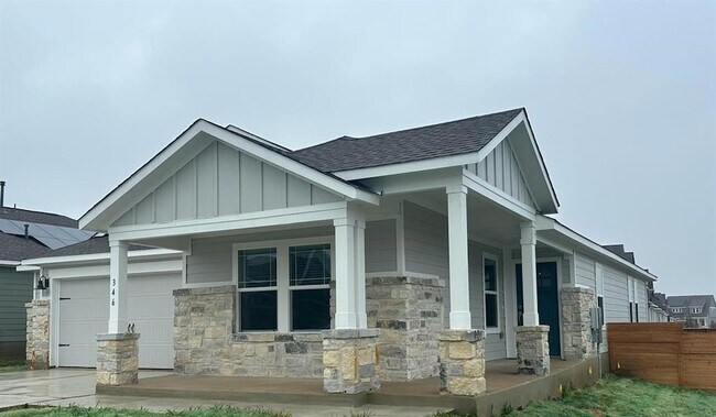 Foto del edificio - 346 Carmello