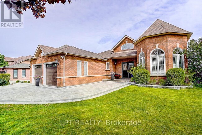 Building Photo - 585 Holgate Cir