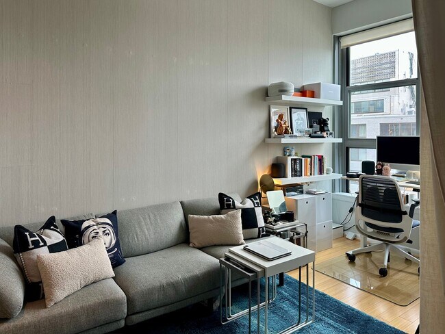 Foto del edificio - 1300 N St NW