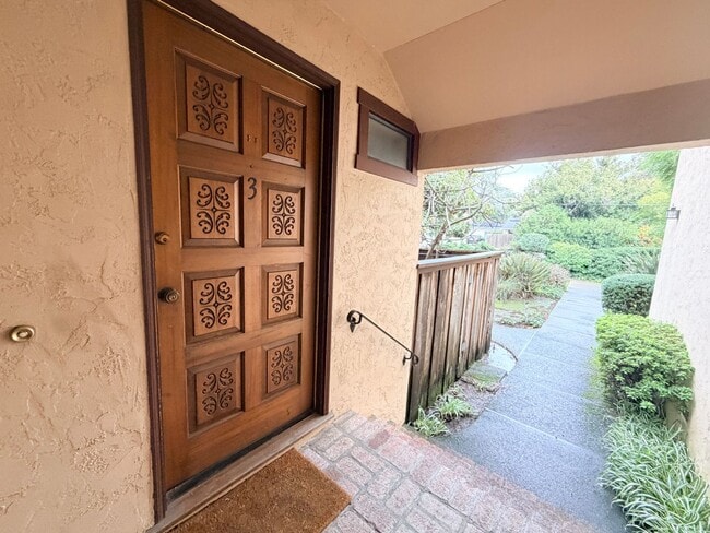 Foto del edificio - 1639 Novato Blvd