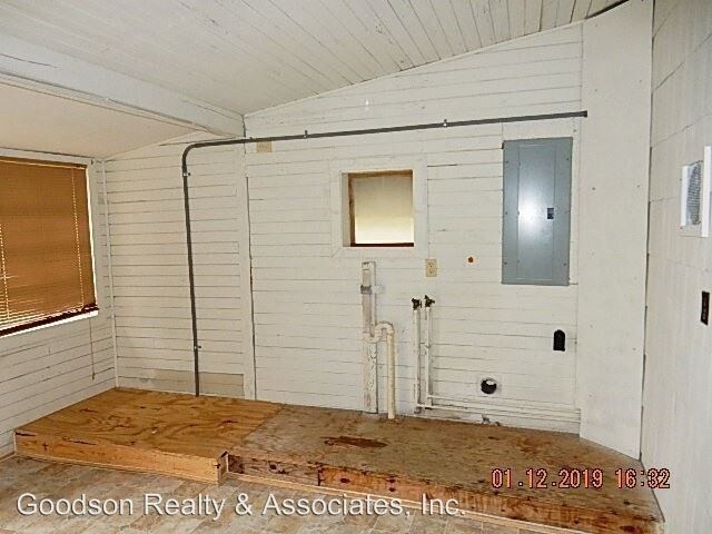Building Photo - 3 br, 1.5 bath House - 2785 Catsquare Road