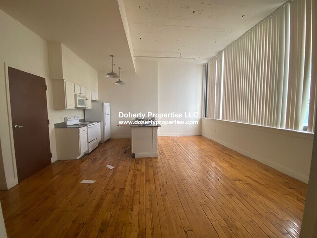 Foto del edificio - 305 Dutton St