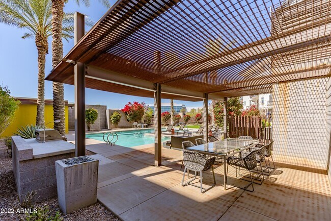 Foto del edificio - 4745 N Scottsdale Rd