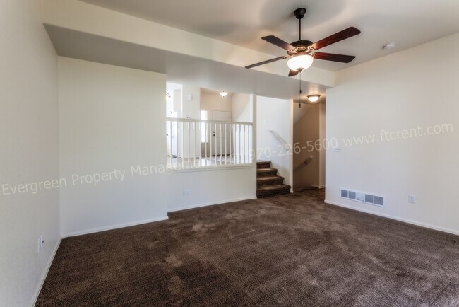 Foto del edificio - 318 Cherryridge Dr