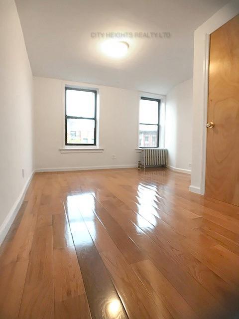 Building Photo - 125 1st Ave