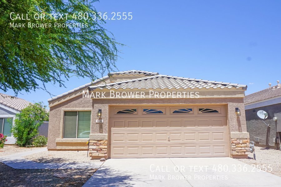 Foto principal - 1136 E Christopher St