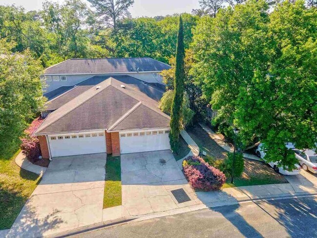 Building Photo - Completely remodeled 3/3 Close to Midtown ...