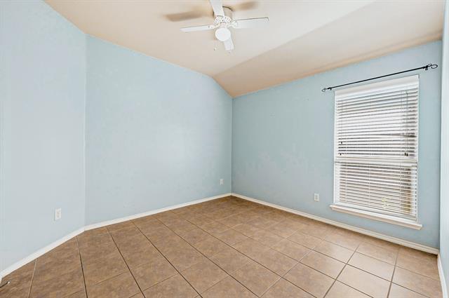 Building Photo - 633 Partridge Dr
