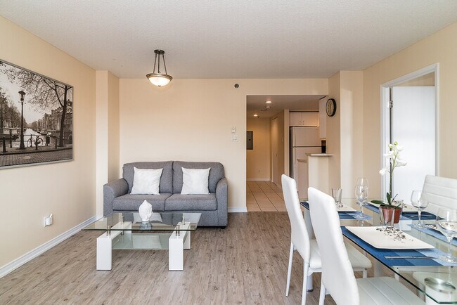 Photo du bâtiment - 1253 Av. de l'Hôtel-de-Ville