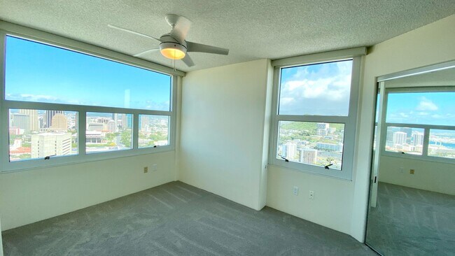 Foto del edificio - STUNNING CITY & OCEAN VIEWS - ONE ARCHER LANE 2 BED 2 BATH UNIT IN KAKAAKO