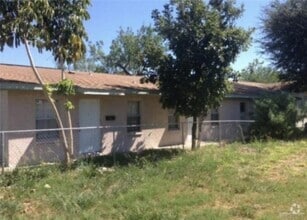 Building Photo - 1219 Keralum Ave