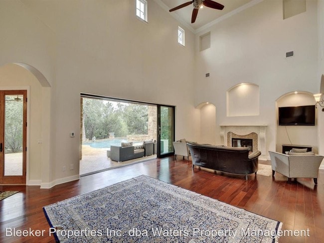Building Photo - 4 br, 4.5 bath House - 112 Folsom Ct