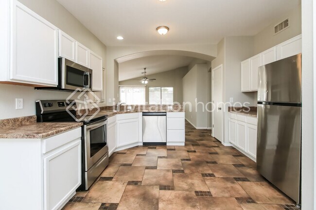 Building Photo - 481 N Joshua Tree Ln