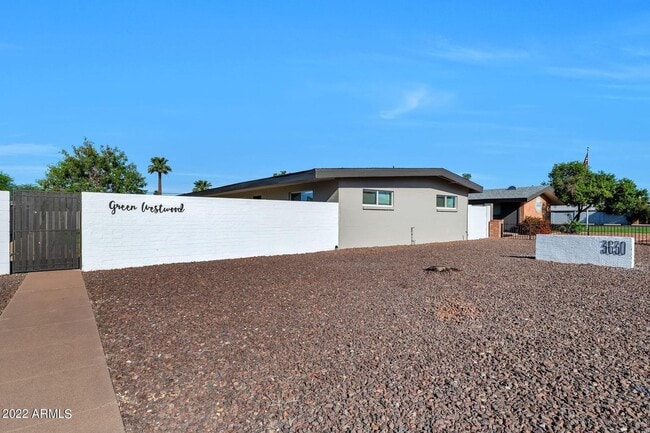 Updated 2bedroom apartment in central Phoenix - Updated 2bedroom apartment in central Phoenix
