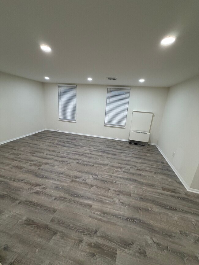 Foto del edificio - 1328 W Broad St