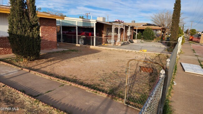 Foto del edificio - 5029 Tetons Dr