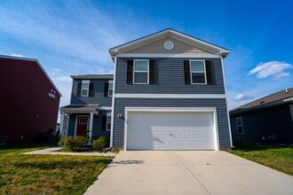 Building Photo - 144 Fellowship Dr