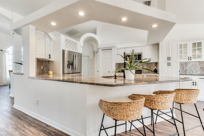 Building Photo - 1190 SW 57th St
