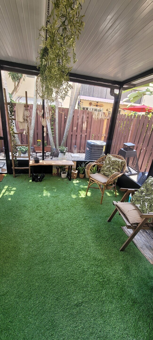 Patio cubierto - 4158 SW 66th Way