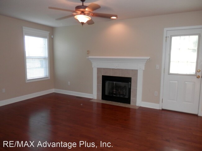 4 br, 2.5 bath House - 108 Burgundy Court - House Rental in Vine Grove ...