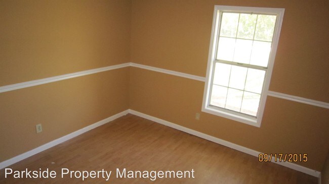 Building Photo - 3 br, 2 bath House - 10 Oak Wood Ln
