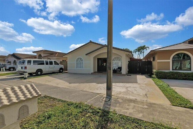 Foto del edificio - 3172 W 79th Pl