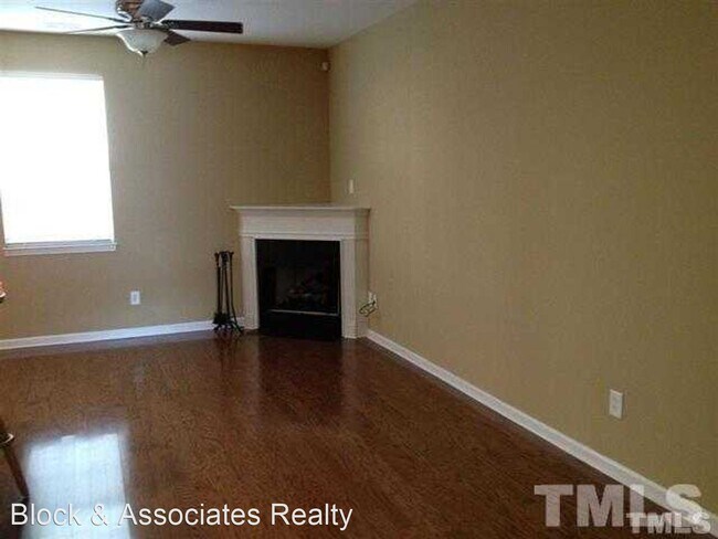Building Photo - 3 br, 2.5 bath House - 308 Old Mill Villag...