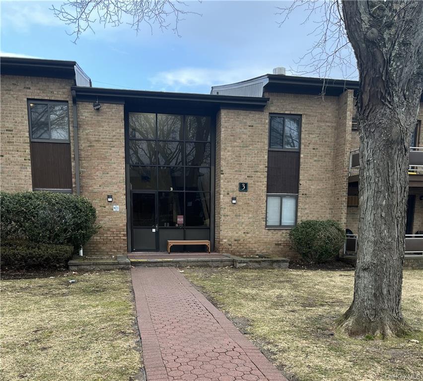 3 Charles Ln Unit 1E, Pomona, NY 10970 Condo for Rent in Pomona, NY