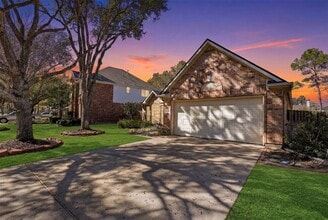 Building Photo - 22326 Merabrook Dr