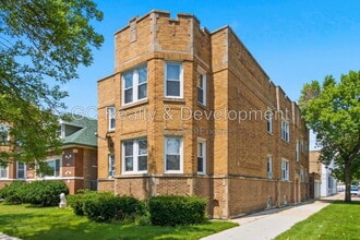 Building Photo - 3938 N Lockwood Ave