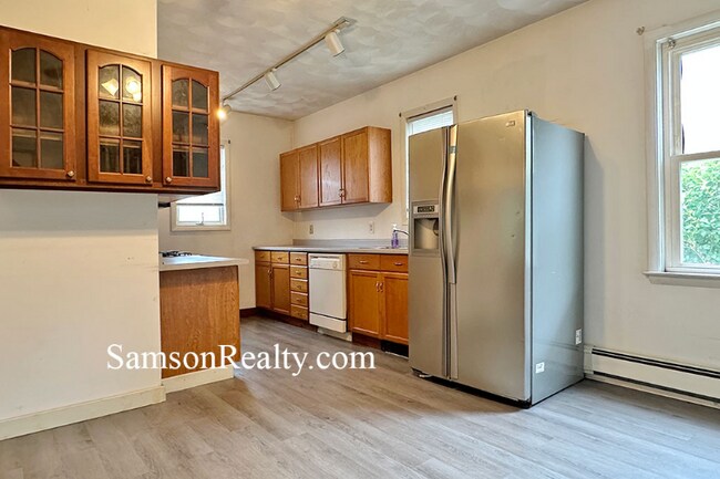 Foto del edificio - 1230 Plainfield St
