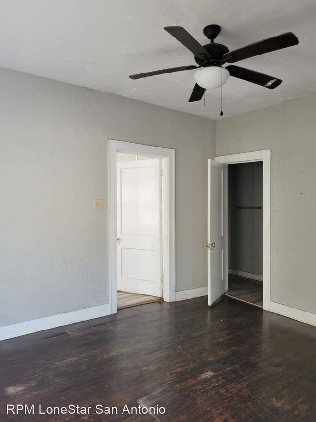 Building Photo - 1 br, 1 bath House - 1805 N Flores St Unit 2