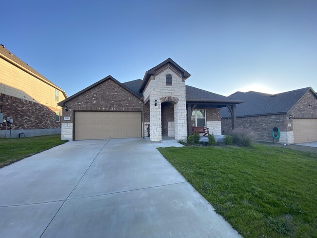 Building Photo - 836 Olive Ln