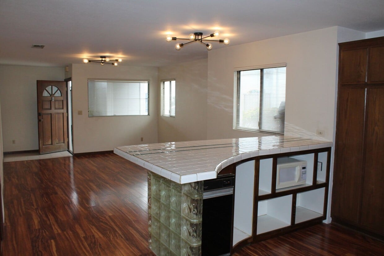 Primary Photo - Great Single-Level Cayucos Apartment