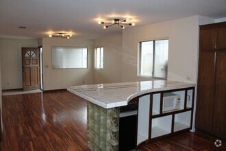 Building Photo - 3361 Ocean Blvd