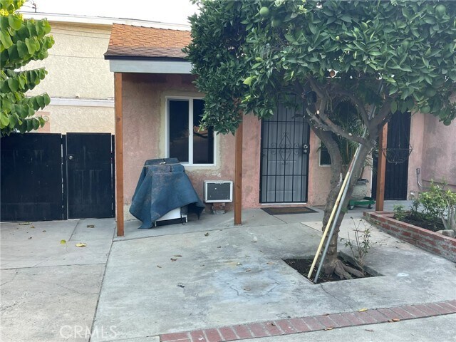 Building Photo - 13903 Studebaker Rd