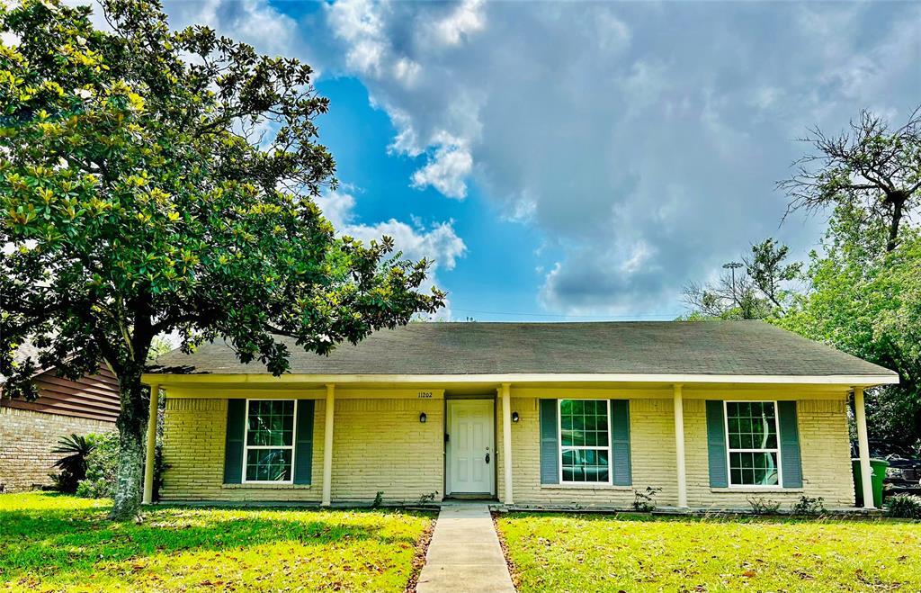 Foto principal - 11202 Sageland Dr