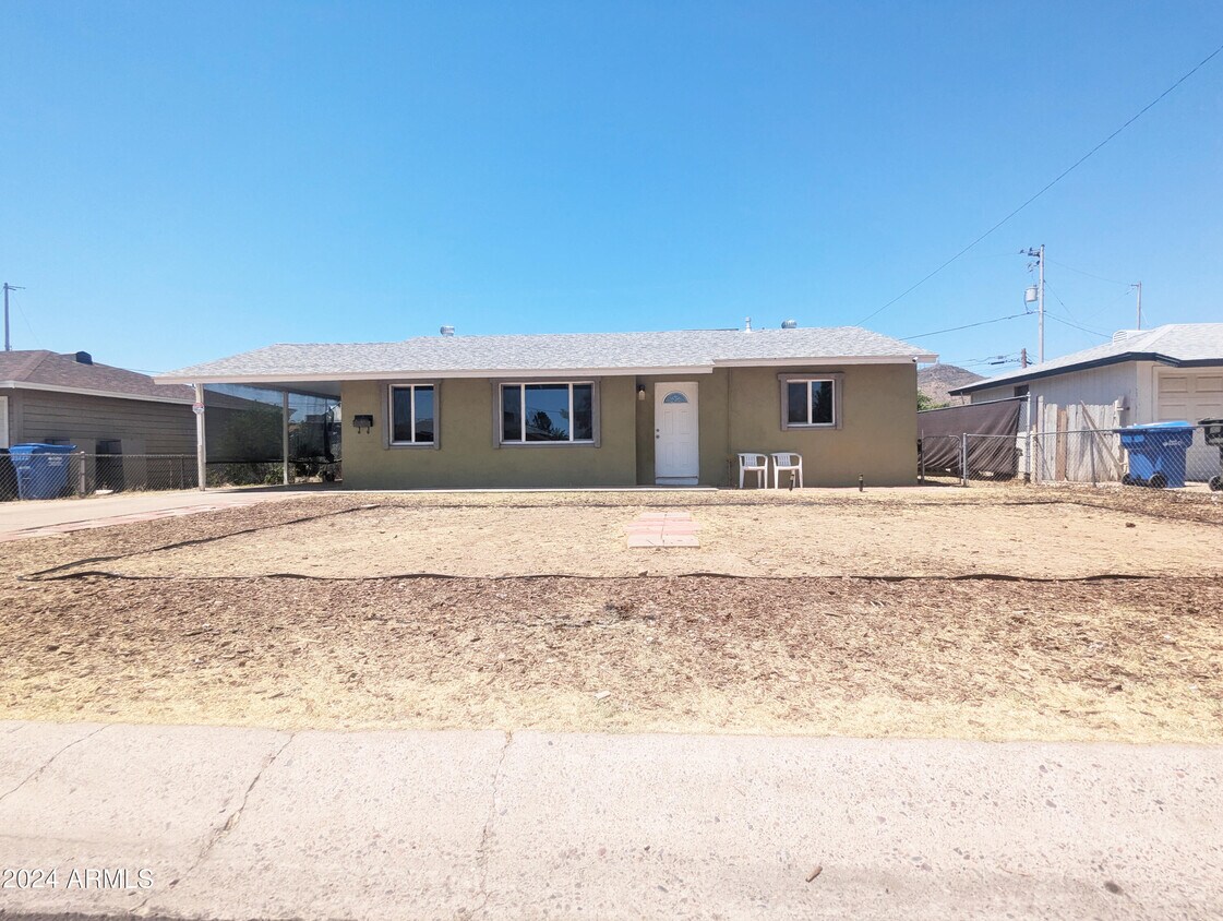 Primary Photo - 1630 W Ironwood Dr