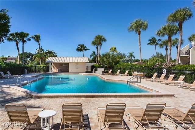 21400 Bay Village Dr, Fort Myers Beach, FL 33931 Condo