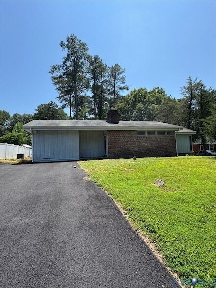 Building Photo - 10309 Wycliff Rd
