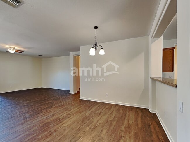 Foto del edificio - 5326 W Maldonado Rd