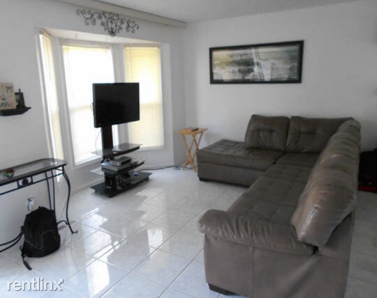Foto del edificio - 3 br, 2 bath House - 130 Grenoble Rd UNIT