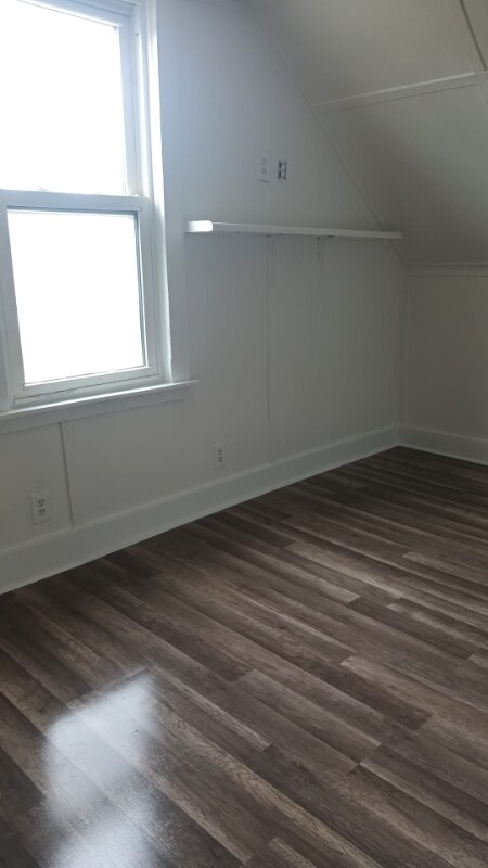 Foto del edificio - 301 Rockwell St